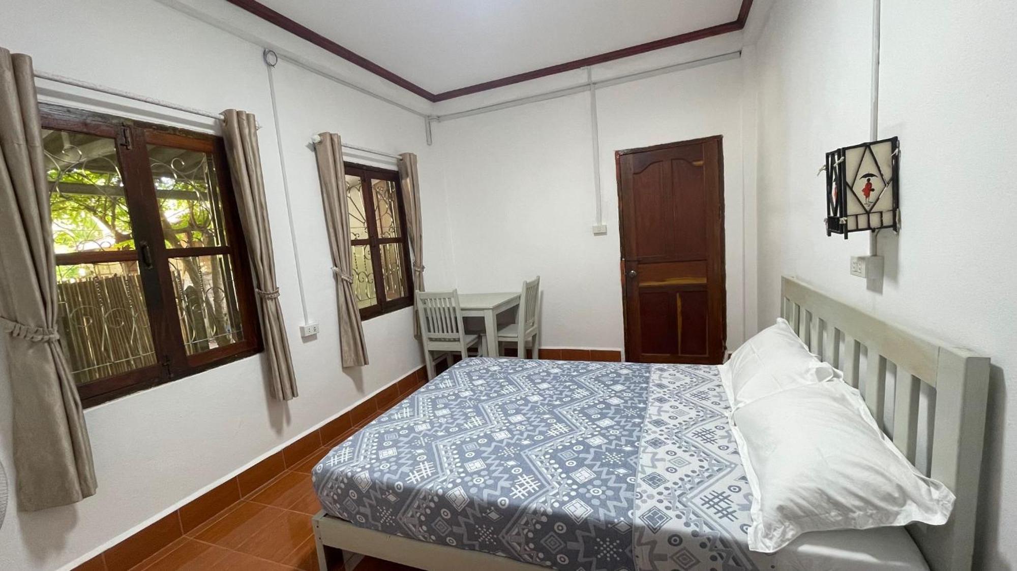 Moukdavan Guesthouse หลวงพระบาง ภายนอก รูปภาพ