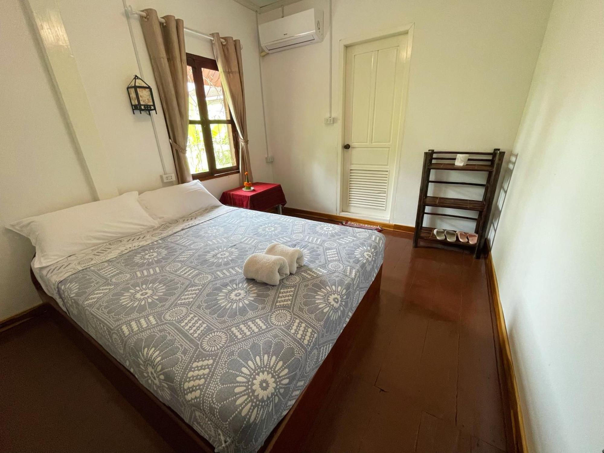 Moukdavan Guesthouse หลวงพระบาง ภายนอก รูปภาพ